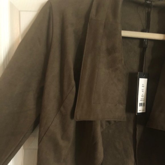 NWT-NOT WORN Green Faux Suede Slouchy Moto Jacket - Picture 4 of 4